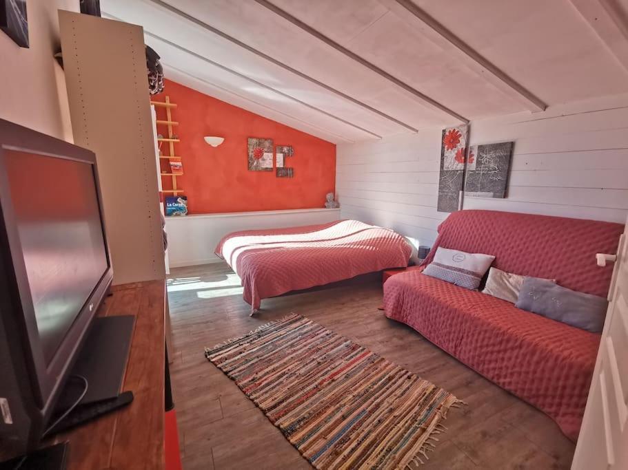 Entre Ventoux Et Luberon, Dans Maison. Apartment Malemort-du-Comtat
