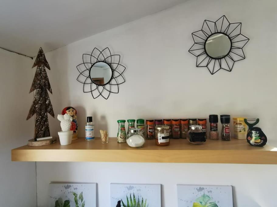 Entre Ventoux Et Luberon, Dans Maison. * Malemort-du-Comtat